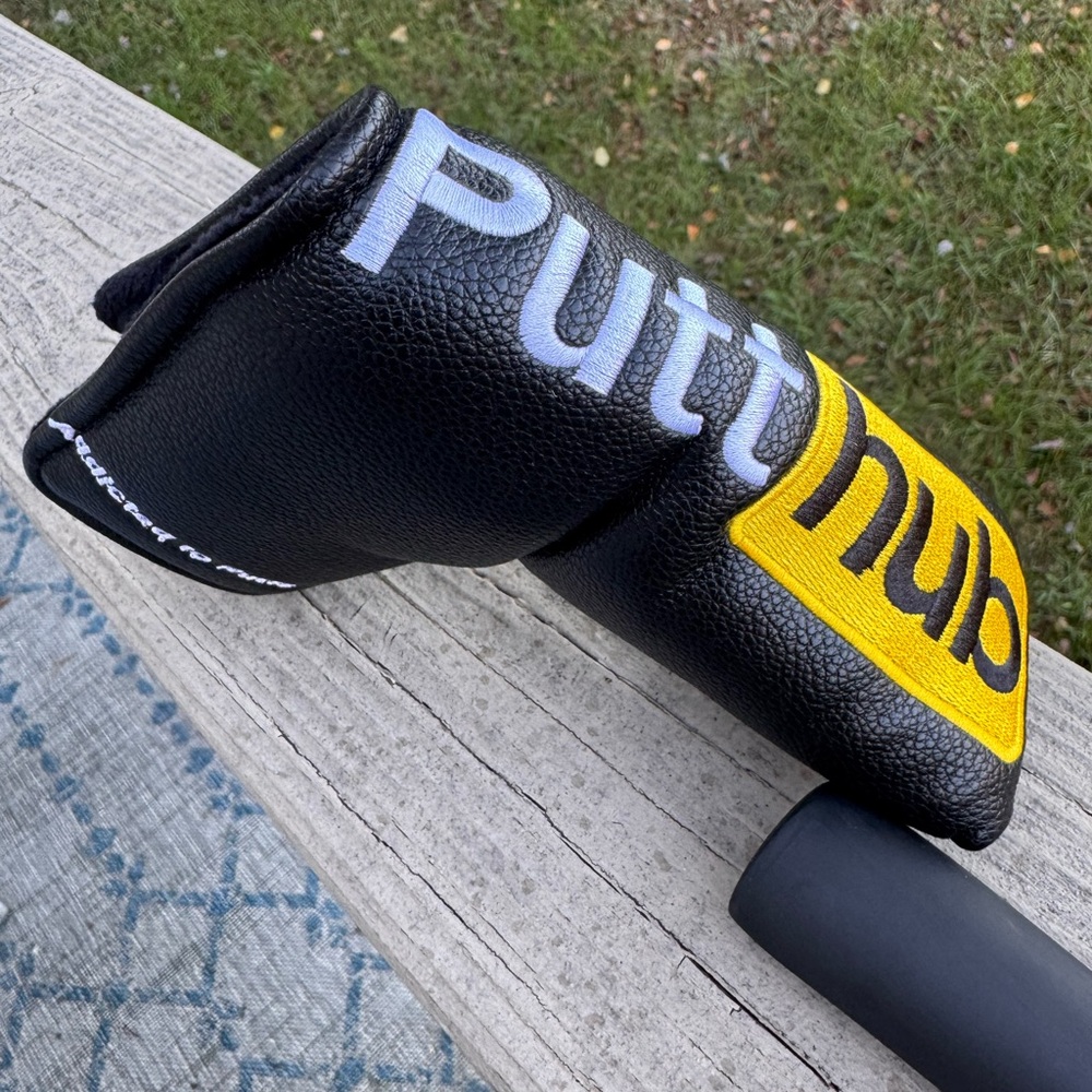 Putthub Black and Yellow Putter Cover